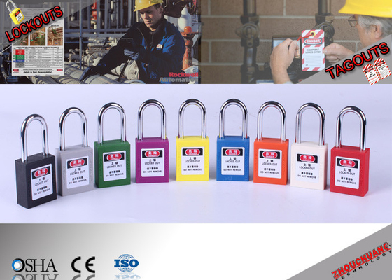 Le dispositif d'accrochage en acier ferment à clef des cadenas 
