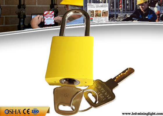 Cadenas en aluminium jaune de lock-out de sécurité de clé différente avec la clé en laiton