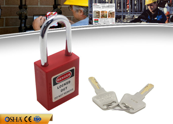 Cadenas court rouge de lock-out de sécurité du dispositif d'accrochage ZC-G01, dispositif d'accrochage en acier de corps d'ABS