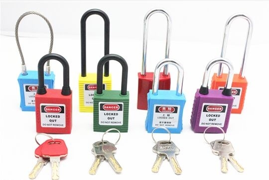 Cadenas en acier de lock-out de sécurité de 76 millimètres avec la résistance à la corrosion de corps en plastique de serrure