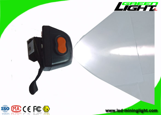 Phare mené rechargeable noir sans fil de lampe de chapeau pour l'ouverture de extraction Pit Hunting Fishing