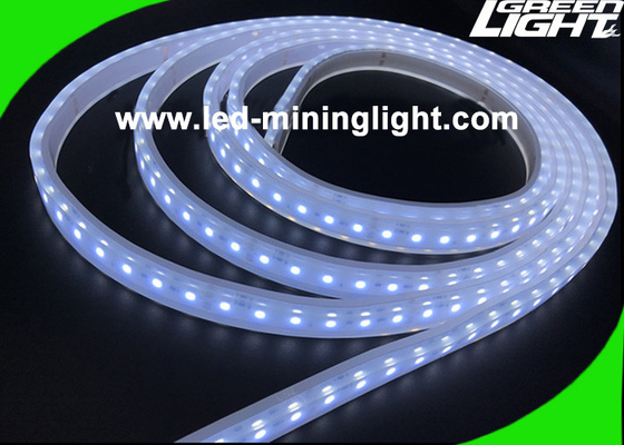 Intense économie d'énergie flexible des lumières de bande de la sécurité 24V LED de luminosité 5500K IP68