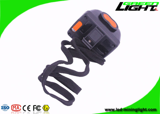 Exploitation industrielle de LED 8000 rechargeables légers Lux High Beam Black Color avec l'écran numérique imperméable avec la corde de sécurité
