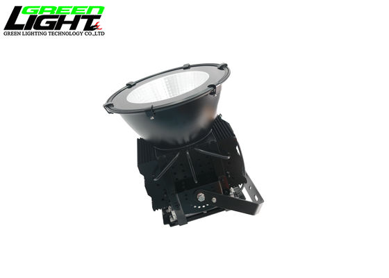 Puissance élevée IP66 imperméable à l'eau LED High Bay Light Résistant à la chaleur et à la corrosion High Bay Led Light 200W 300W 400W 500W