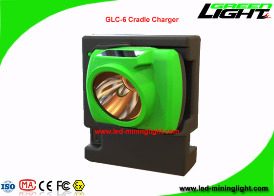 Le chapeau de extraction sans fil rechargeable allume USB chargeant le matériel ignifuge