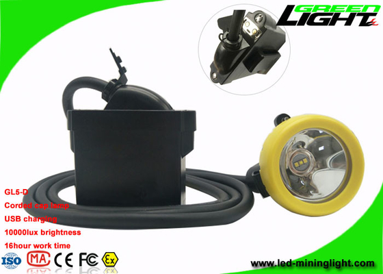 Le chapeau de extraction attaché de LED allume 10000 lux USB chargeant la lampe de secours que 18 heures fonctionnent le temps