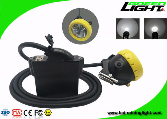 lampe de chapeau sans fil de longueur de câble de 1.65m extrayant plus de 18 heures de temps de décharge continu