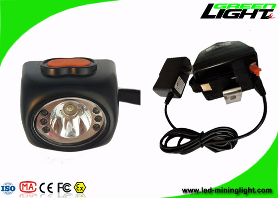 Luminosité de extraction sans fil portatif des lampes de chapeau d'écran de Digital intense IP68 8000lux