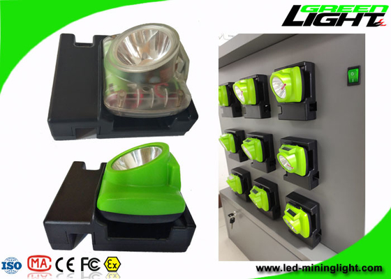 Commutateur électrique de extraction portatif de la lumière 5V 2A de LED pour la lampe de chapeau GLC-6 sans fil