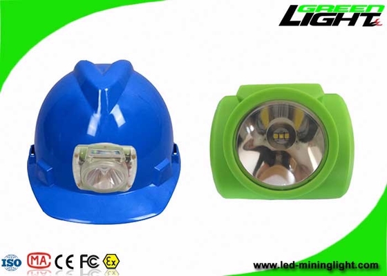 Intense fonction d'avertissement rechargeable de puissance faible du phare IP68 du luminosité 13000lux LED