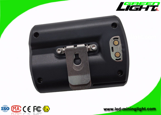 Luminosité anti-déflagrant de extraction mené rechargeable sans fil du chapeau lampIP68 intense