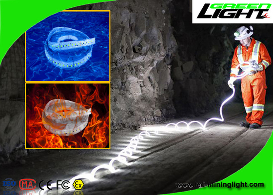 lumières de bande 24v menées adhésives flexibles, lumières de bande menées à piles 50/60 hertz