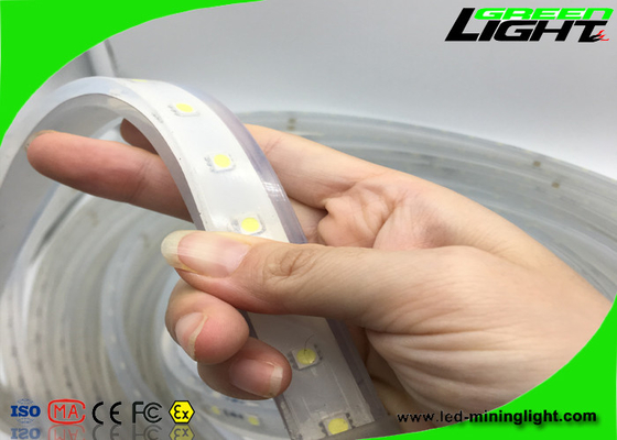 Les anti lumières de bande menées flexibles explosives de Smd imperméabilisent C.A. 110V-250V de RVB 5050