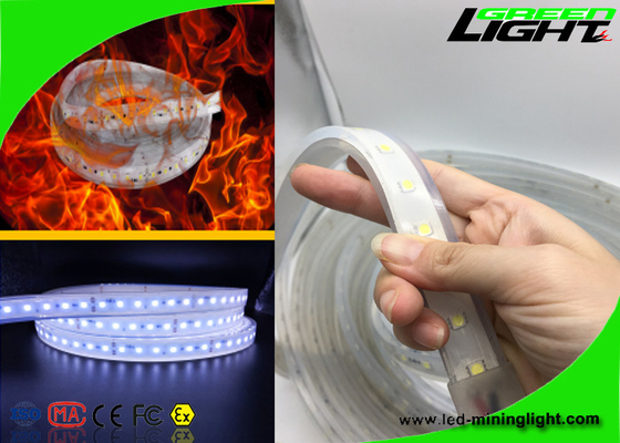 Matériel blanc frais mené flexible imperméable de Sillicone de couleur de lumières de bande de RVB SMD 5050