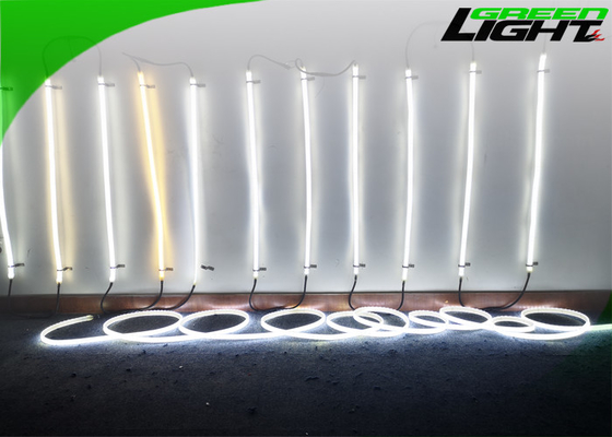 Tension de matériel de Sillicone de lumen de lumières de bande de Cree Chip LED/contrôle élevés flexibles de Temp