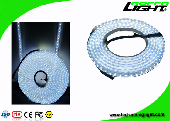 Tension de matériel de Sillicone de lumen de lumières de bande de Cree Chip LED/contrôle élevés flexibles de Temp