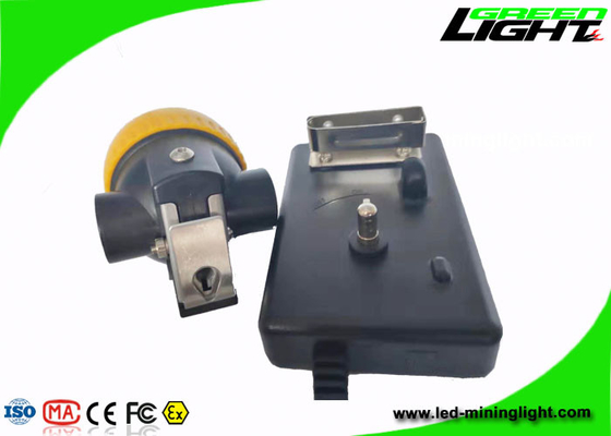 Capacité de extraction sans fil extérieure 50-60Hz de batterie des lumières 2.2Ah avec le chargeur de lampe
