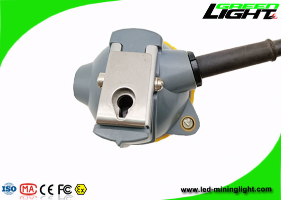 15000lux 1.67W a mené le phare de extraction 6.6Ah IP68 résistant aux explosions