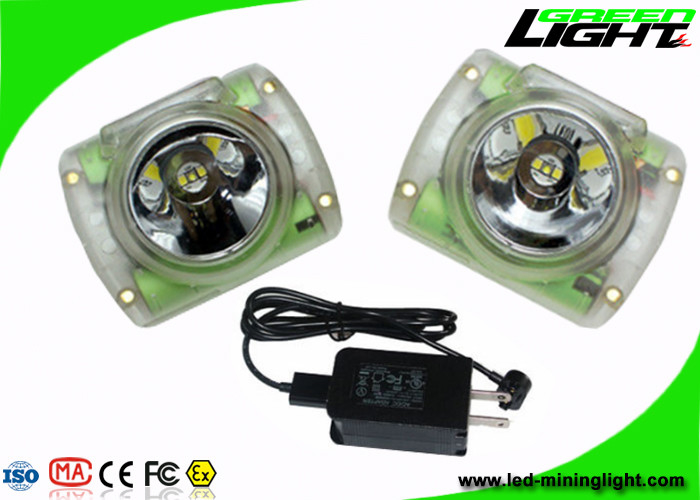 Temps de travail matériel de LED d'exploitation du PC rechargeable de petite taille 13000lux 14-16hours de lumière