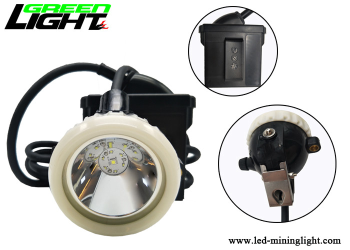 Lampe rechargeable de Li - d'Ion Battery Led Miners Cap 16 heures d'éclat du temps de travail 10000lux