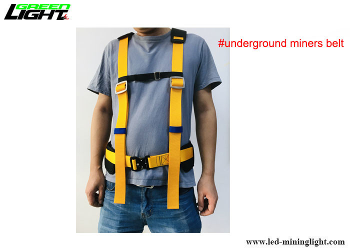 La ceinture du mineur avec les bandoulières capitonnées, la taille universelle et toutes les boucles sont réglables